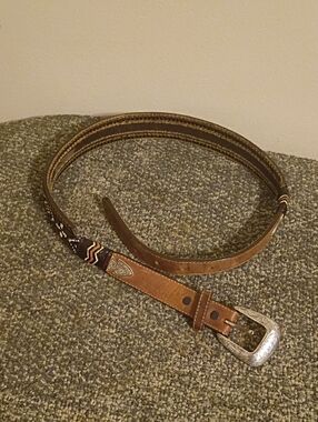 Brown Justin Boots belt Leather Navaho Style Womens Belt Size Medium